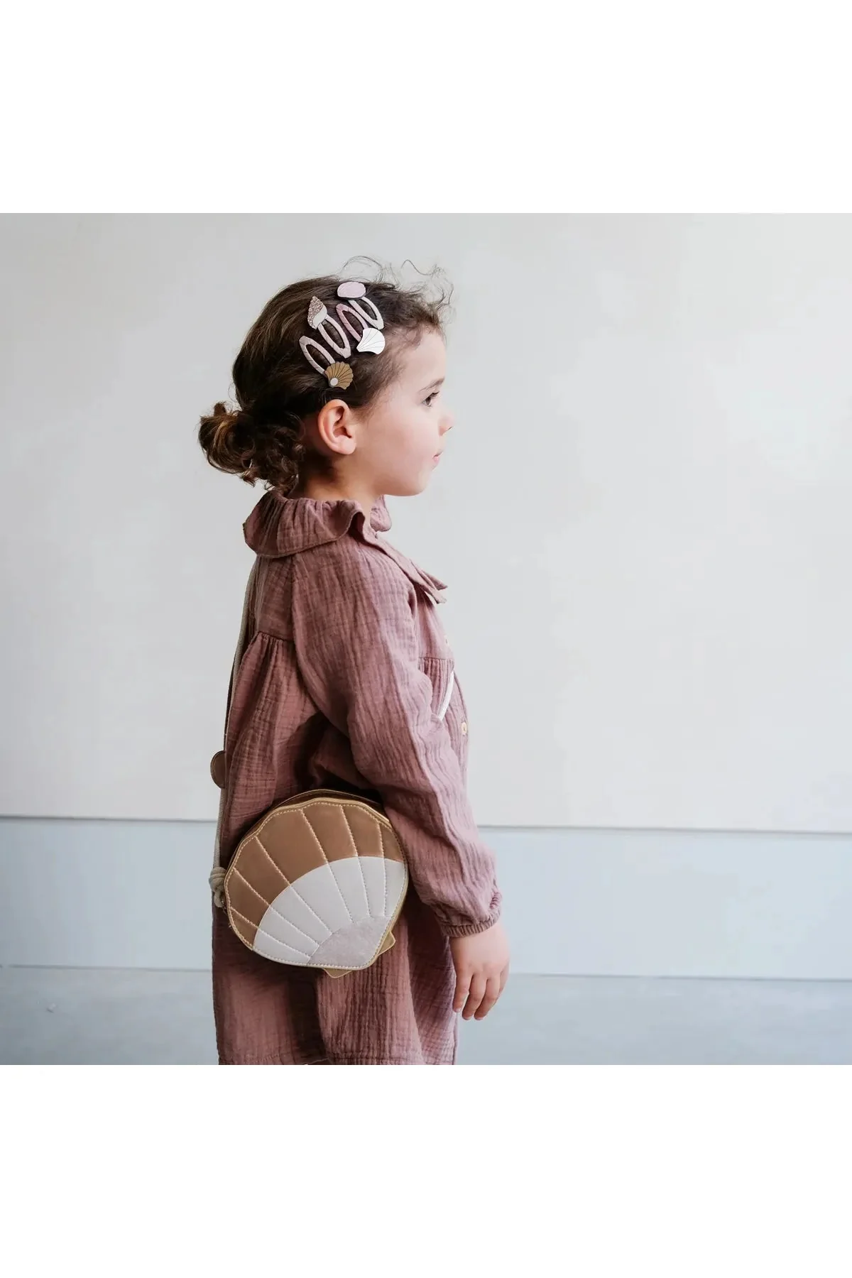 MIMI & LULA NIÑA CARTERA SHELL Y12556