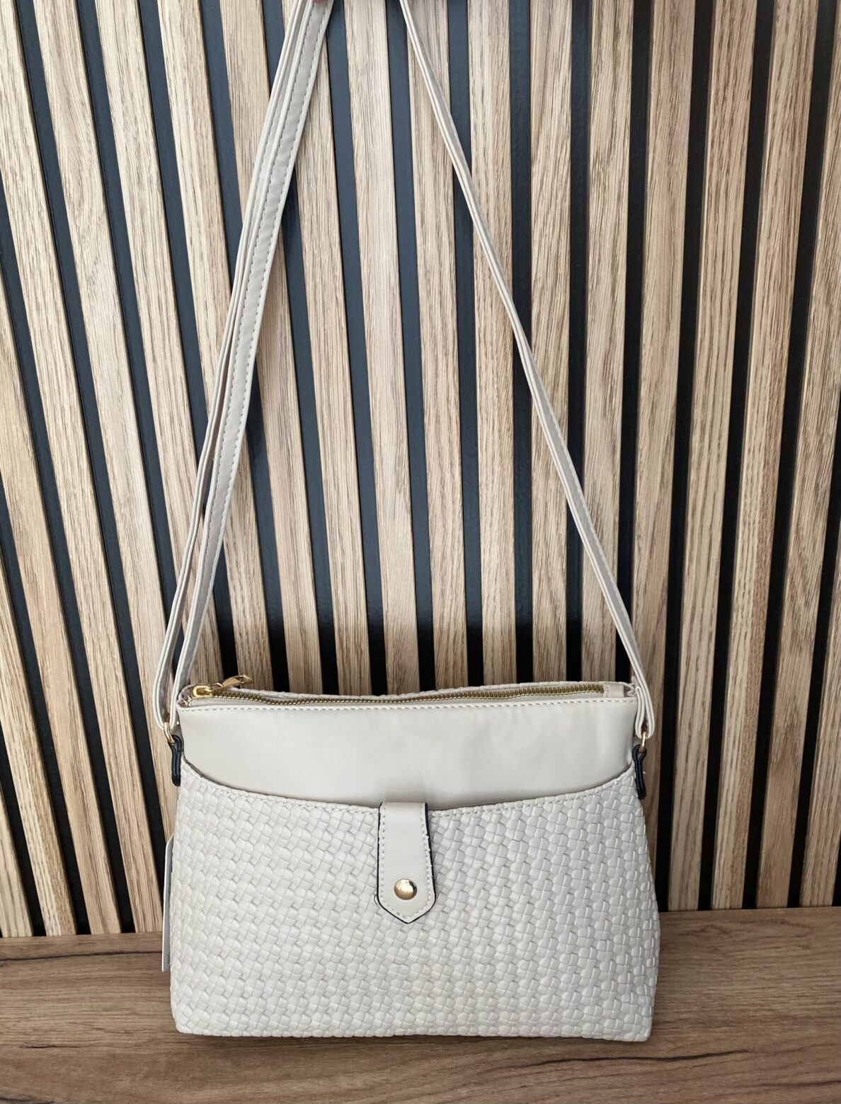 Bolso bandolera beige