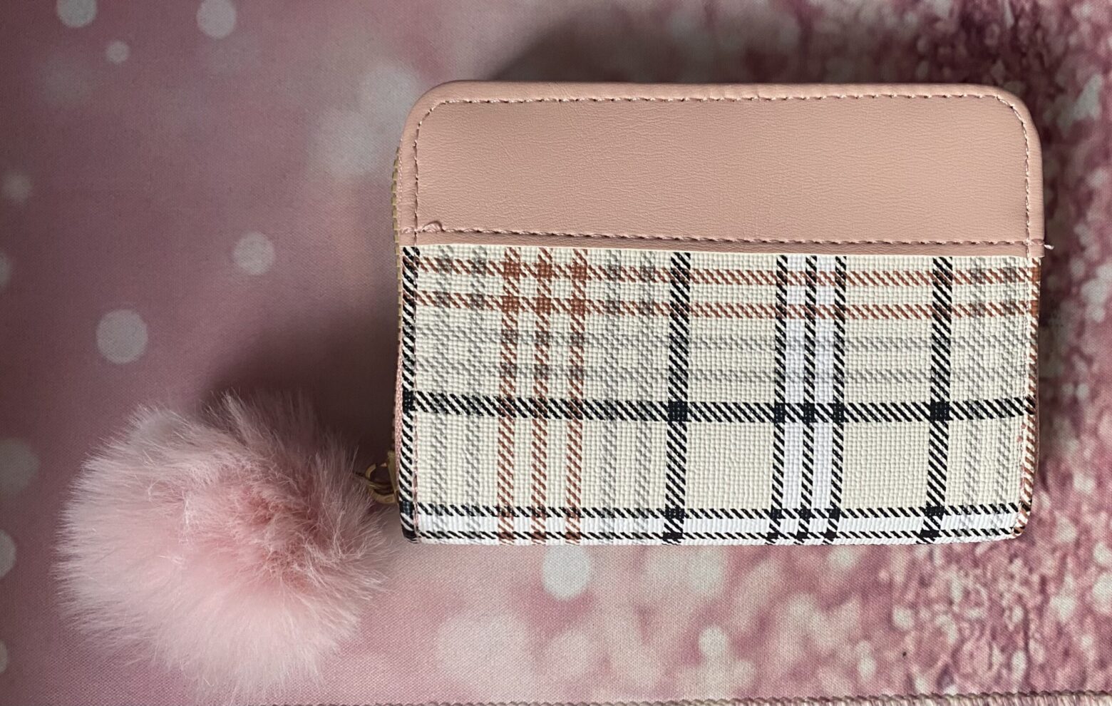 Cartera monedero pompón