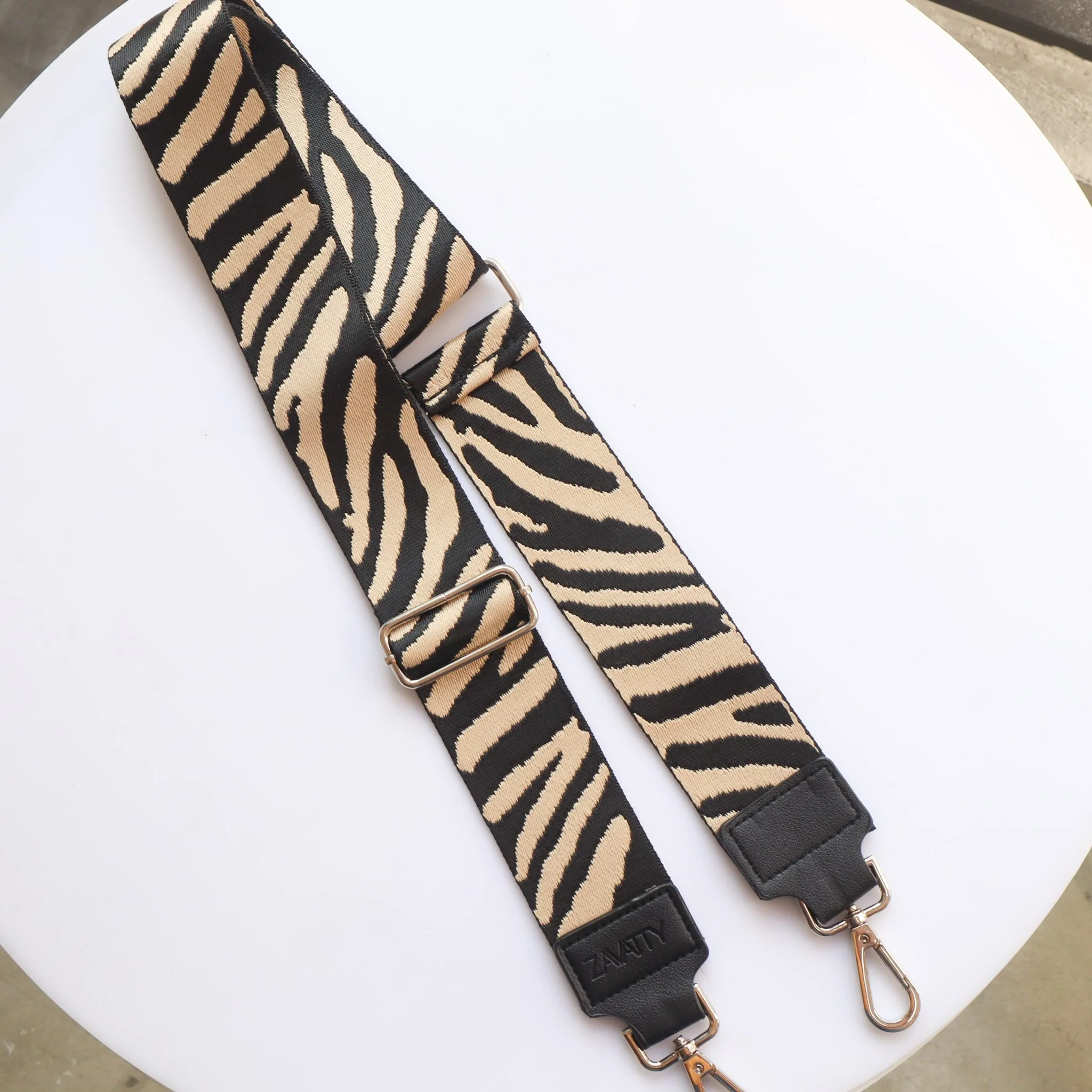 Reata para bolsos de mujer REA1 COLOR NEGRO CON BEIGE