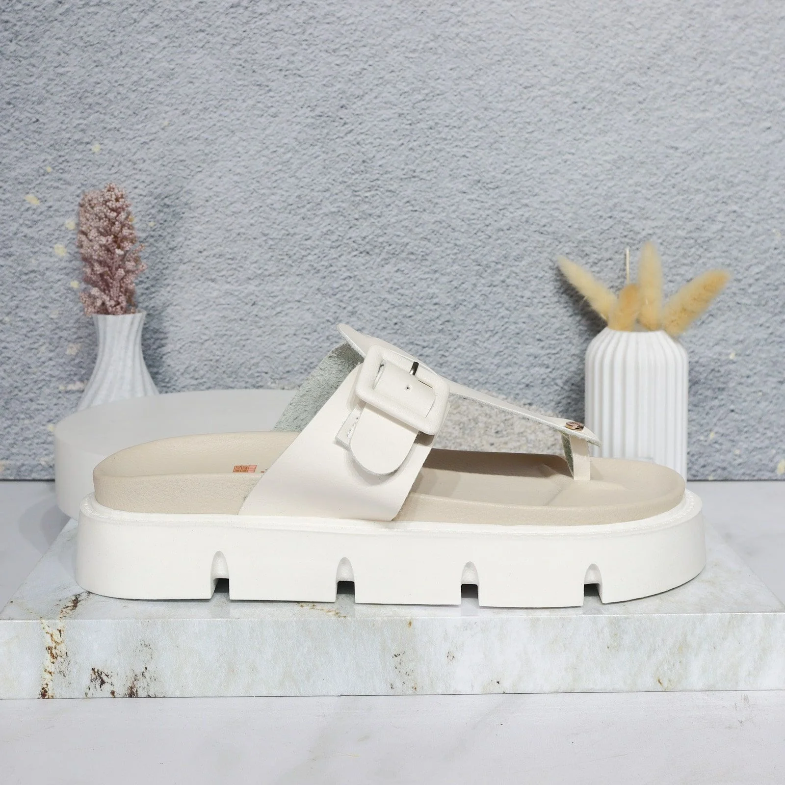 Sandalia plana para mujer K068-Z111