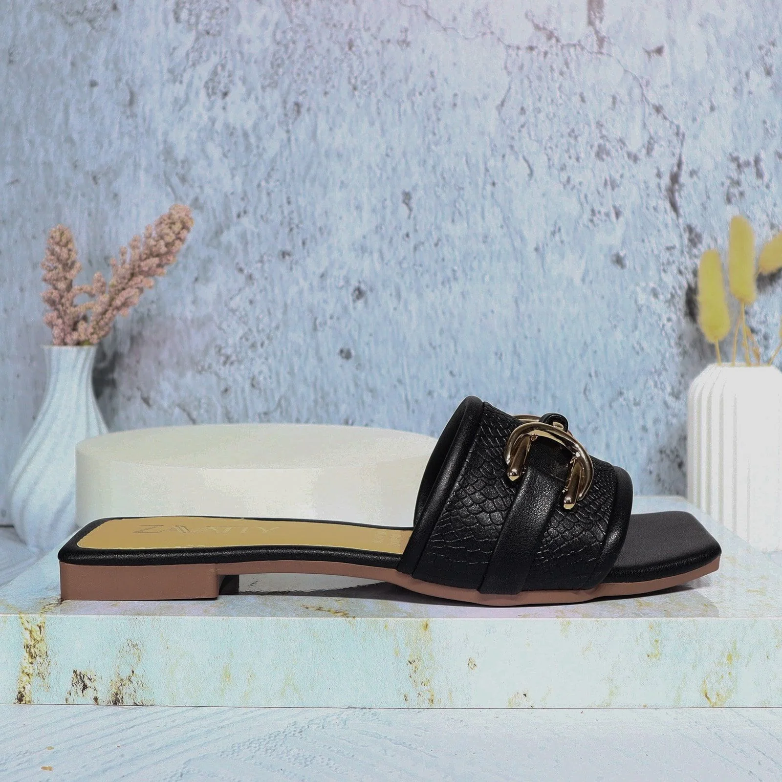 Sandalia plana para mujer V540-Z84