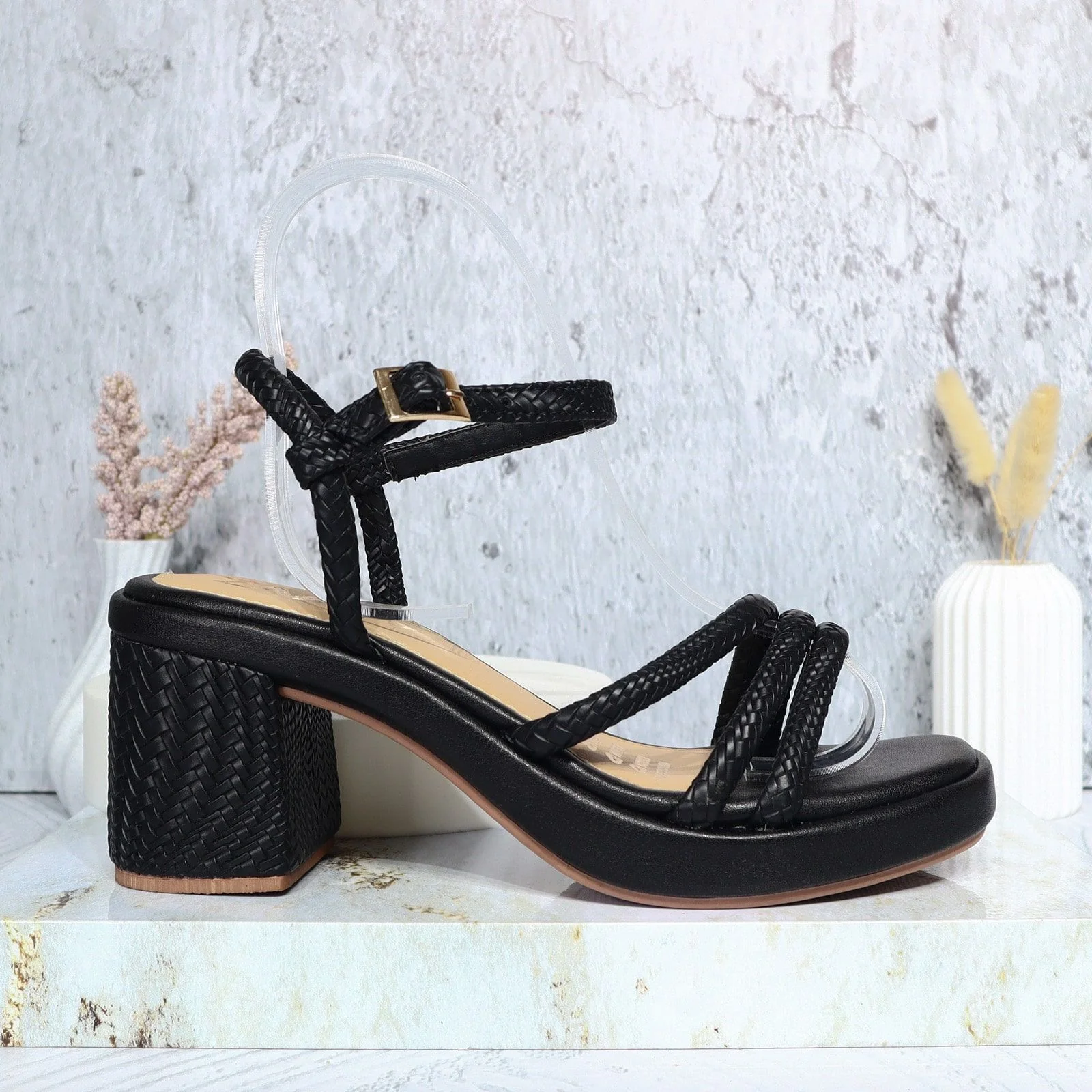 Sandalia plana para mujer V570-Z84