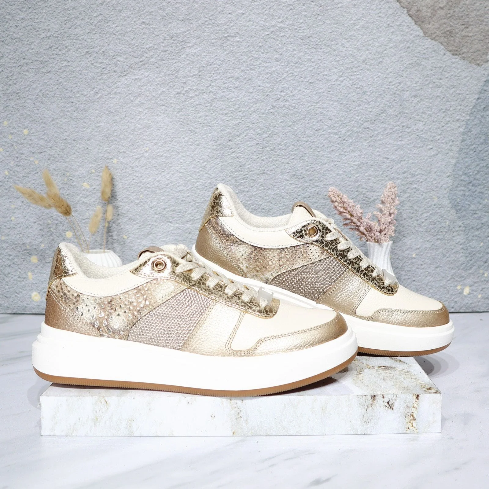 Tenis para mujer TAC946